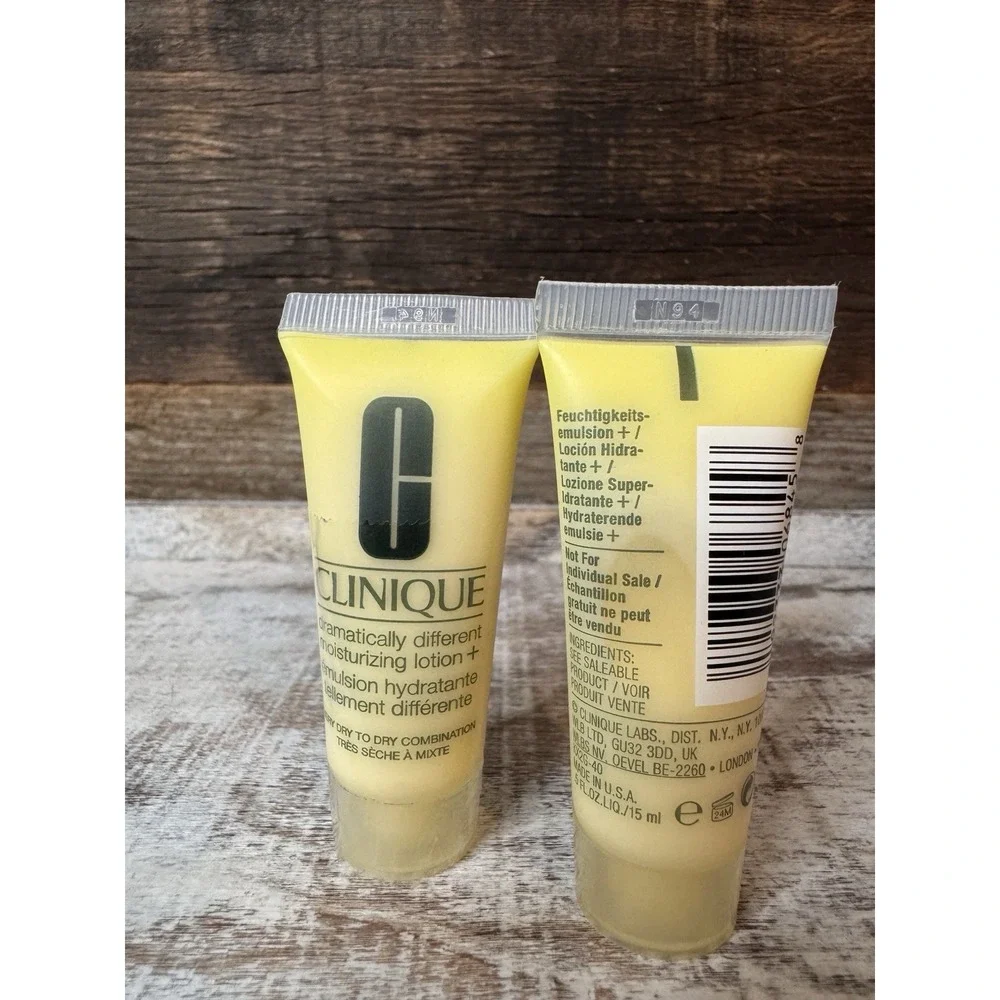 2 × Clinique Dramatically Different Moisturizing Lotion .5 oz each Travel NEW